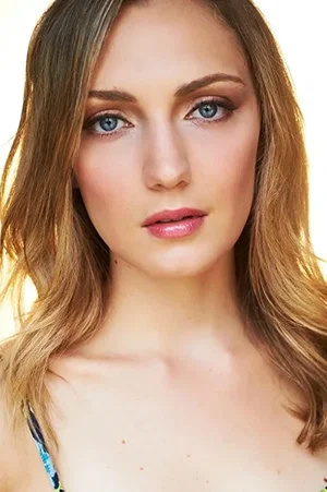 Hannah Levien