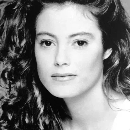  Carrie Mitchum