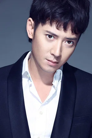  Han Dong