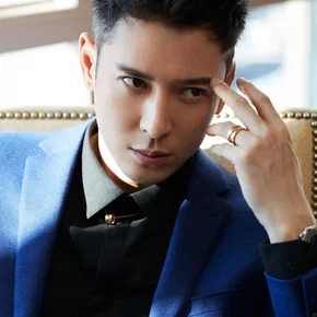 Photo star :  Han Dong
