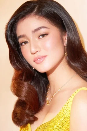  Belle Mariano