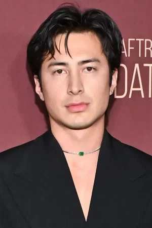  Hudson Williams