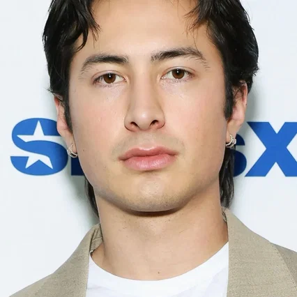  Hudson Williams