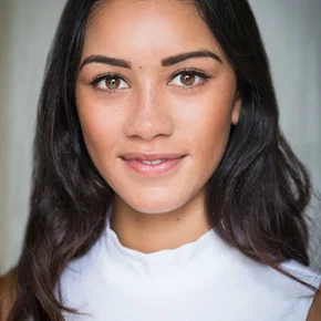 Photo star :  Luciane Buchanan