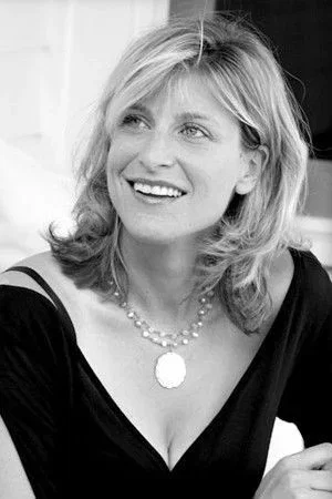  Tessa Blake photo
