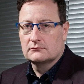 Photo star :  Chris Chibnall
