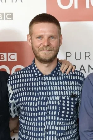  Luke Snellin photo