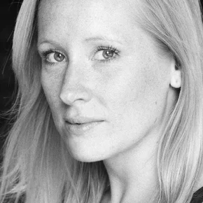 Photo star :  Martha Howe-Douglas