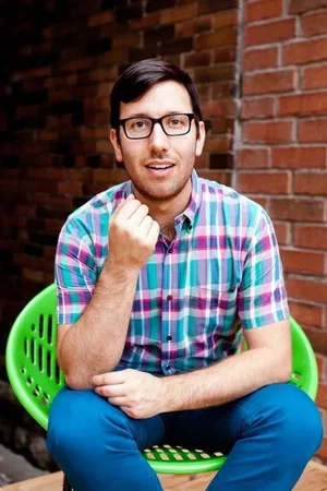  Jamie Travis photo