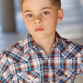 Photo star :  Brecken Merrill