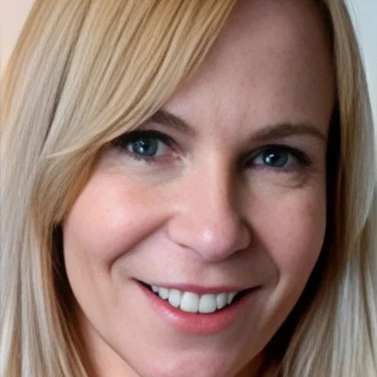  Marti Noxon