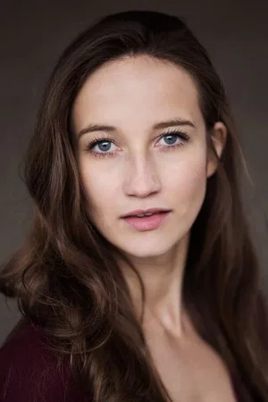  India Shaw-Smith