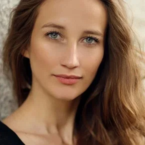 Photo star :  India Shaw-Smith