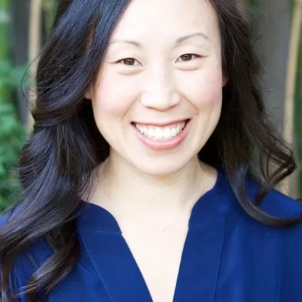  Angela Kang