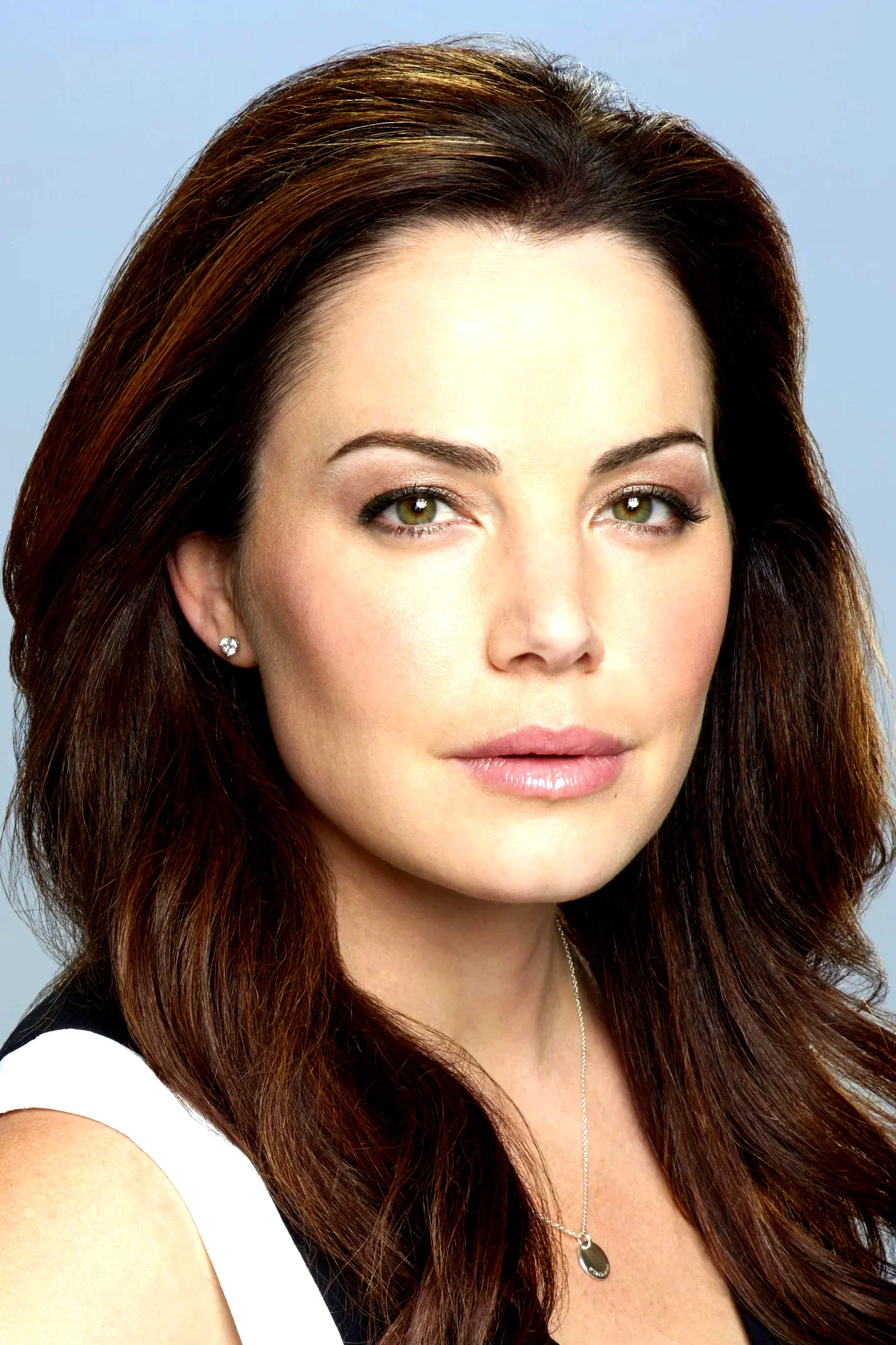  Erica Durance