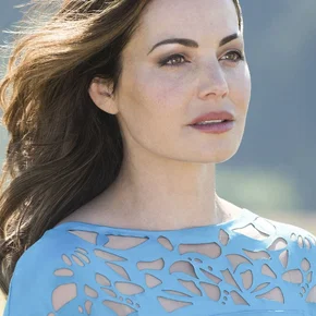 Photo star :  Erica Durance
