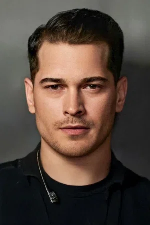  Çağatay Ulusoy photo