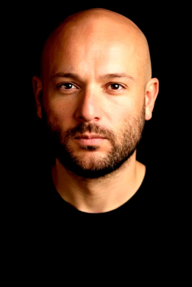  Tolga Tekin
