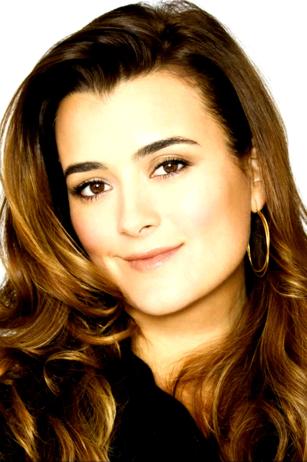  Cote De Pablo