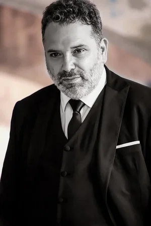  Enzo Paci