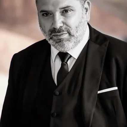  Enzo Paci