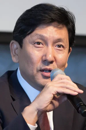  Tae-sung Jeong photo