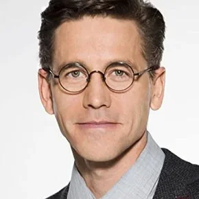 Photo star :  Brian Dietzen
