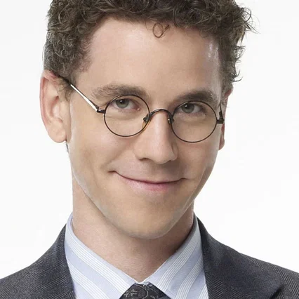  Brian Dietzen