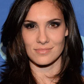 Photo star :  Daniela Ruah