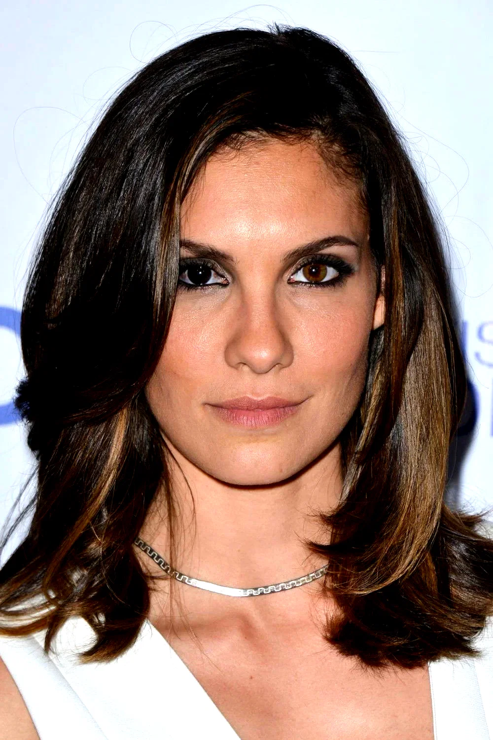  Daniela Ruah