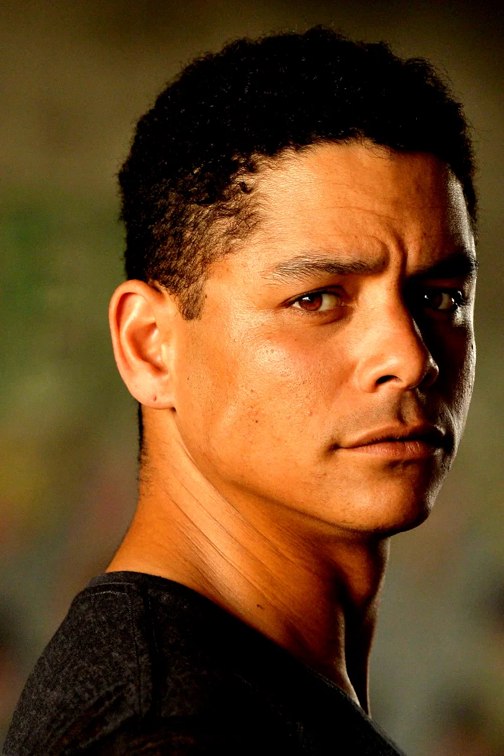 Charlie Barnett