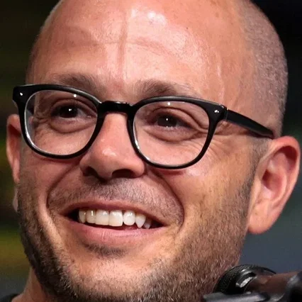  Damon Lindelof
