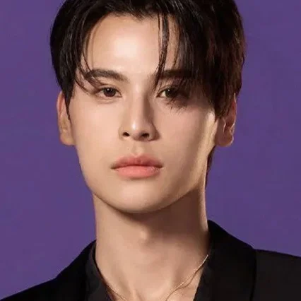   Ohm Thiphakorn Thitathan