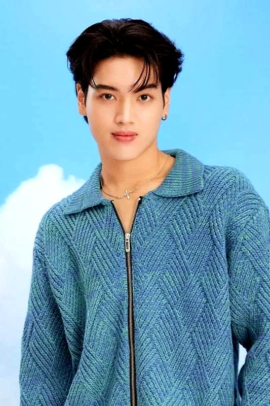  Ashi Peerakan Teawsuwan