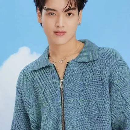  Ashi Peerakan Teawsuwan