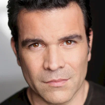  Ricardo Chavira