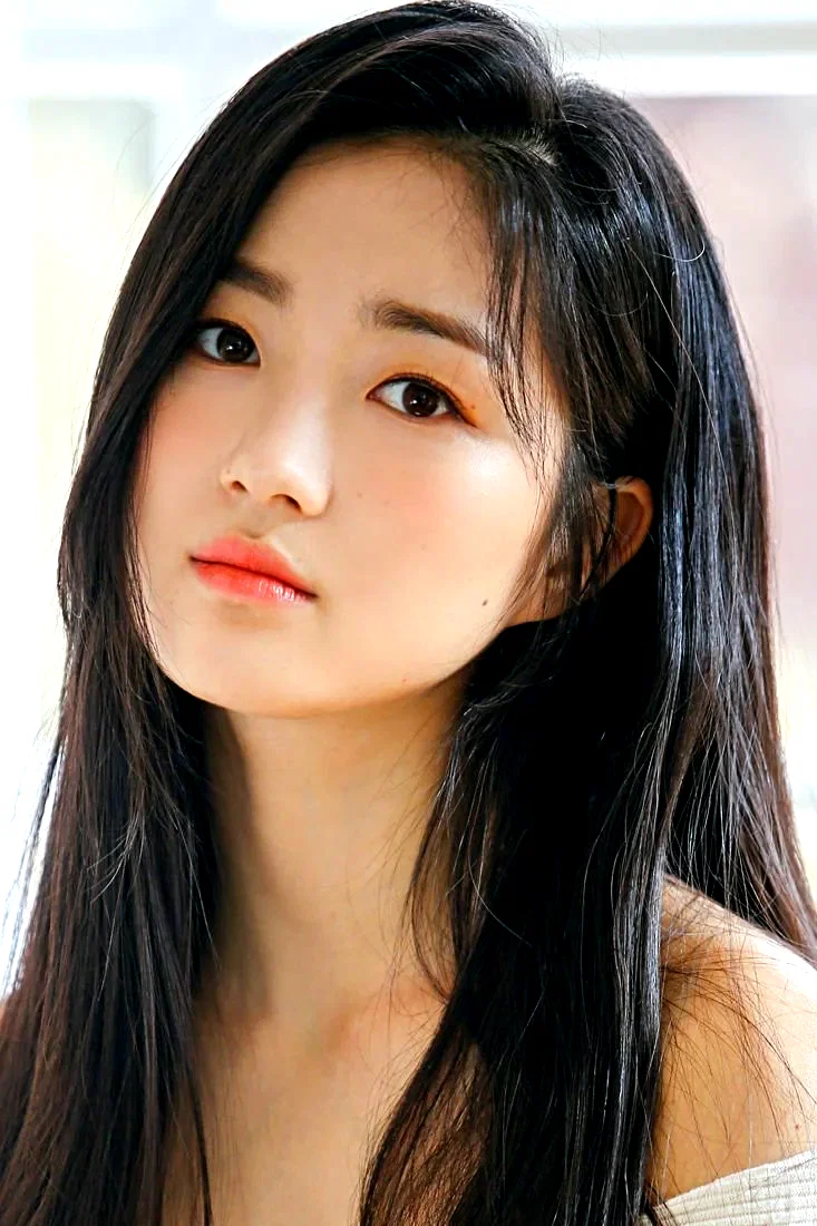  Kim Hye Yoon