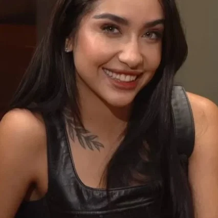  María Becerra