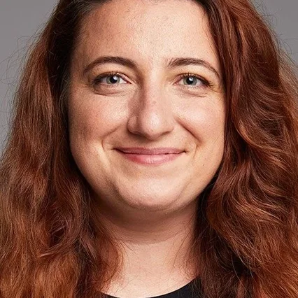  Gülçin Kültür Şahin