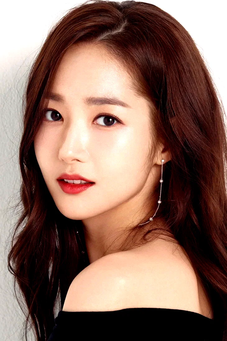  Min-Young Park