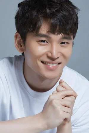 Han Joon-woo photo