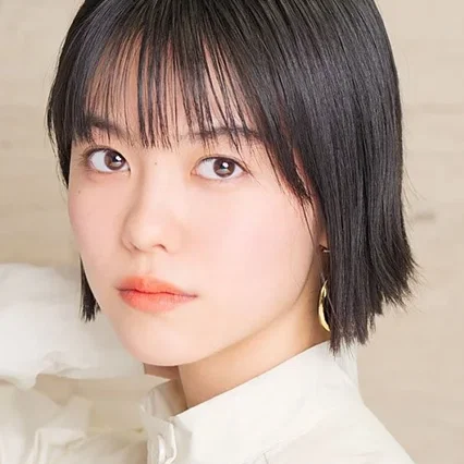  Sara Shida