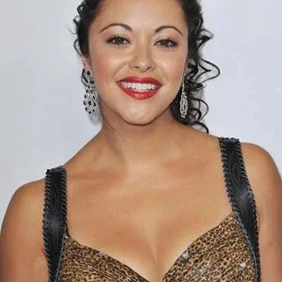  Marisa Ramirez