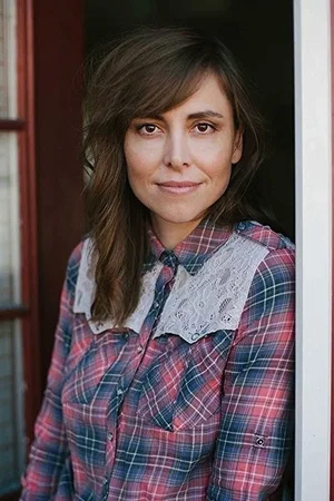  Alethea Jones
