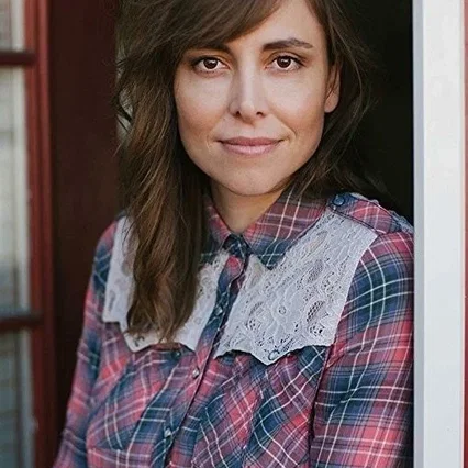  Alethea Jones