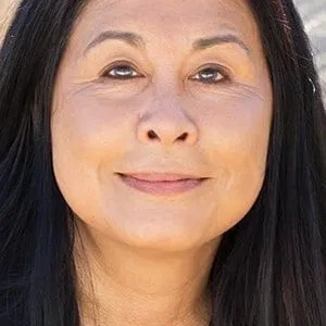  Karen Gaviola