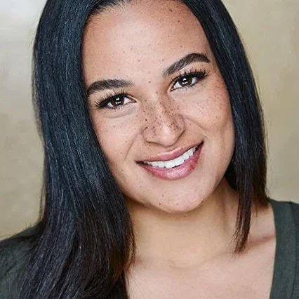  Karena Evans