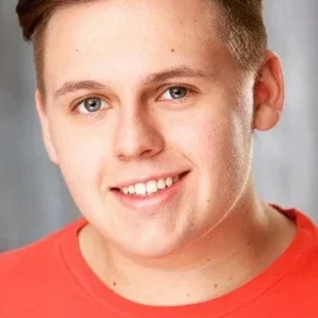 Photo star :  Jackson Brundage