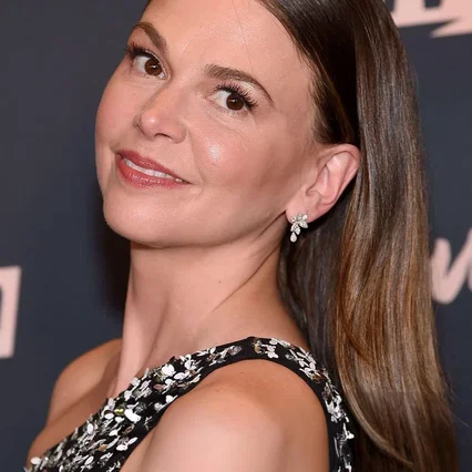  Sutton Foster