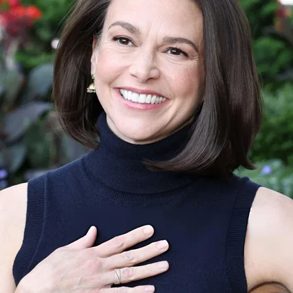  Sutton Foster